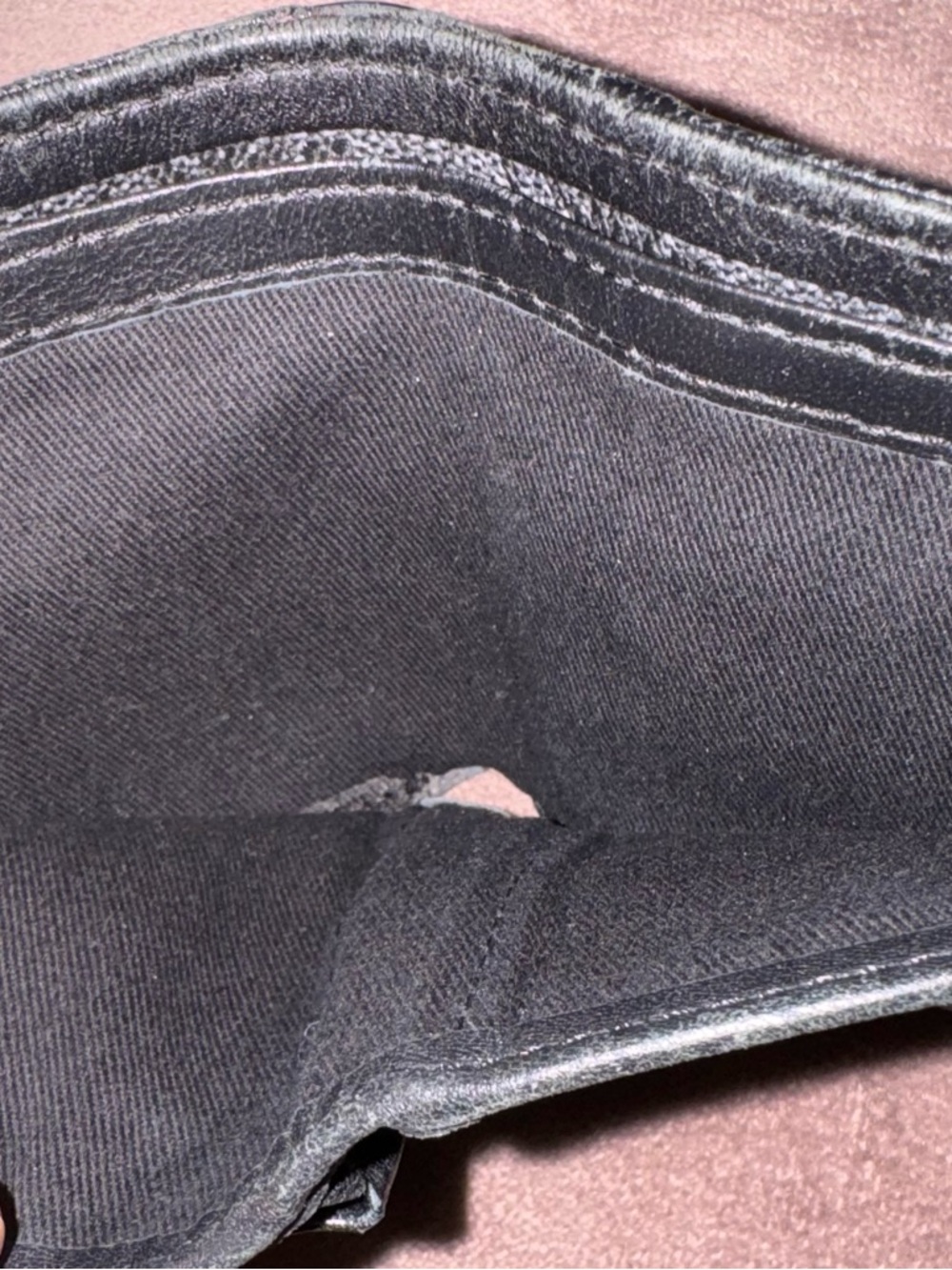 Guess Grey Textured Wallet with Subtle Monogram Pattern - Picture 9 of 14